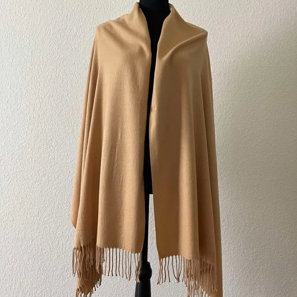 Soft warm scarf made of a mixture of acrylic and cashmere condition new …